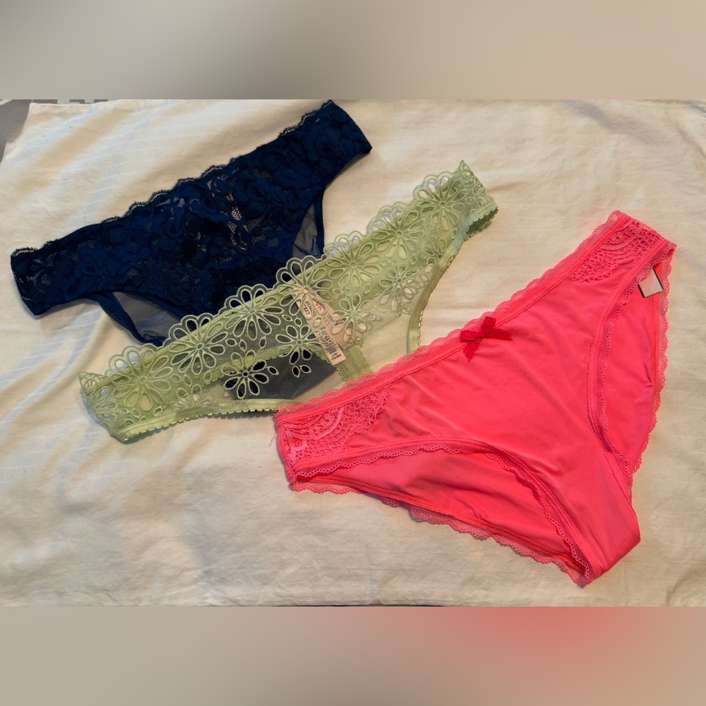 3 PR Victoria’s Secret Panties SZ LG
